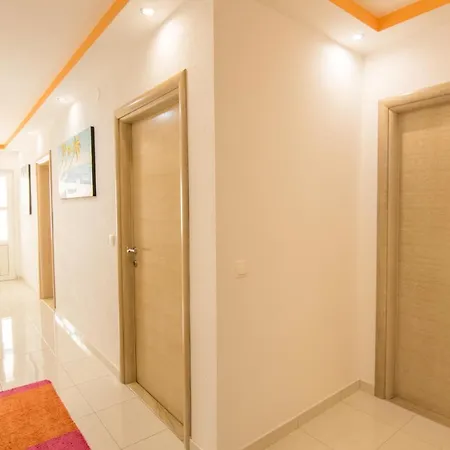 Apartman Petra Apartment Makarska