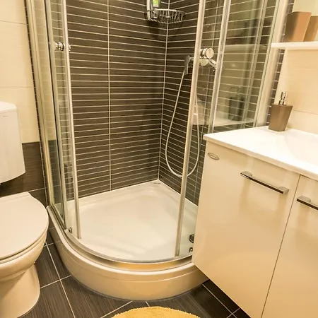 Apartament Petra *